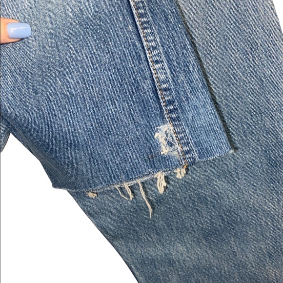 Vintage Levi’s 501 Cut Off medium Wash Jeans - Picture 9 of 13